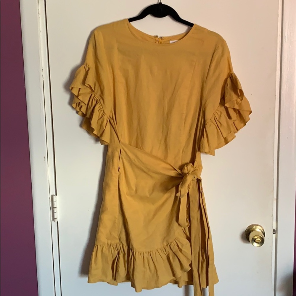 Sunflower dress - Picture 4 of 5